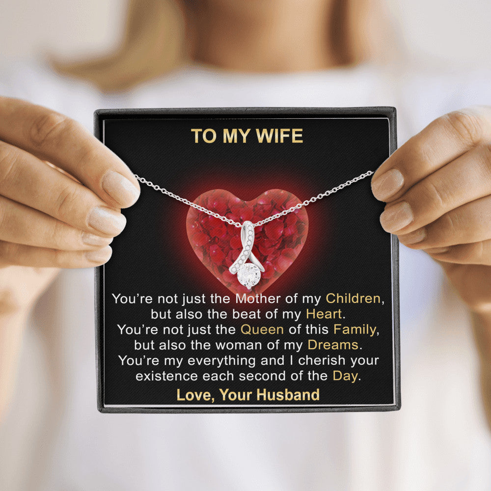 To My Wife Gift - Luxury Alluring Beauty Necklace Chain for Wife from Husband