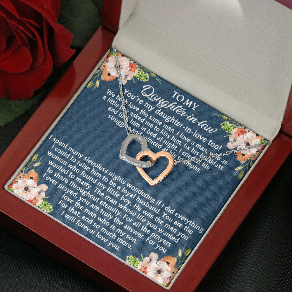To My Daughter-in-law Necklace Gift - We Both Love The Same Man Interlocking Heart Necklace, Welcoming Daughter In Law Into Family